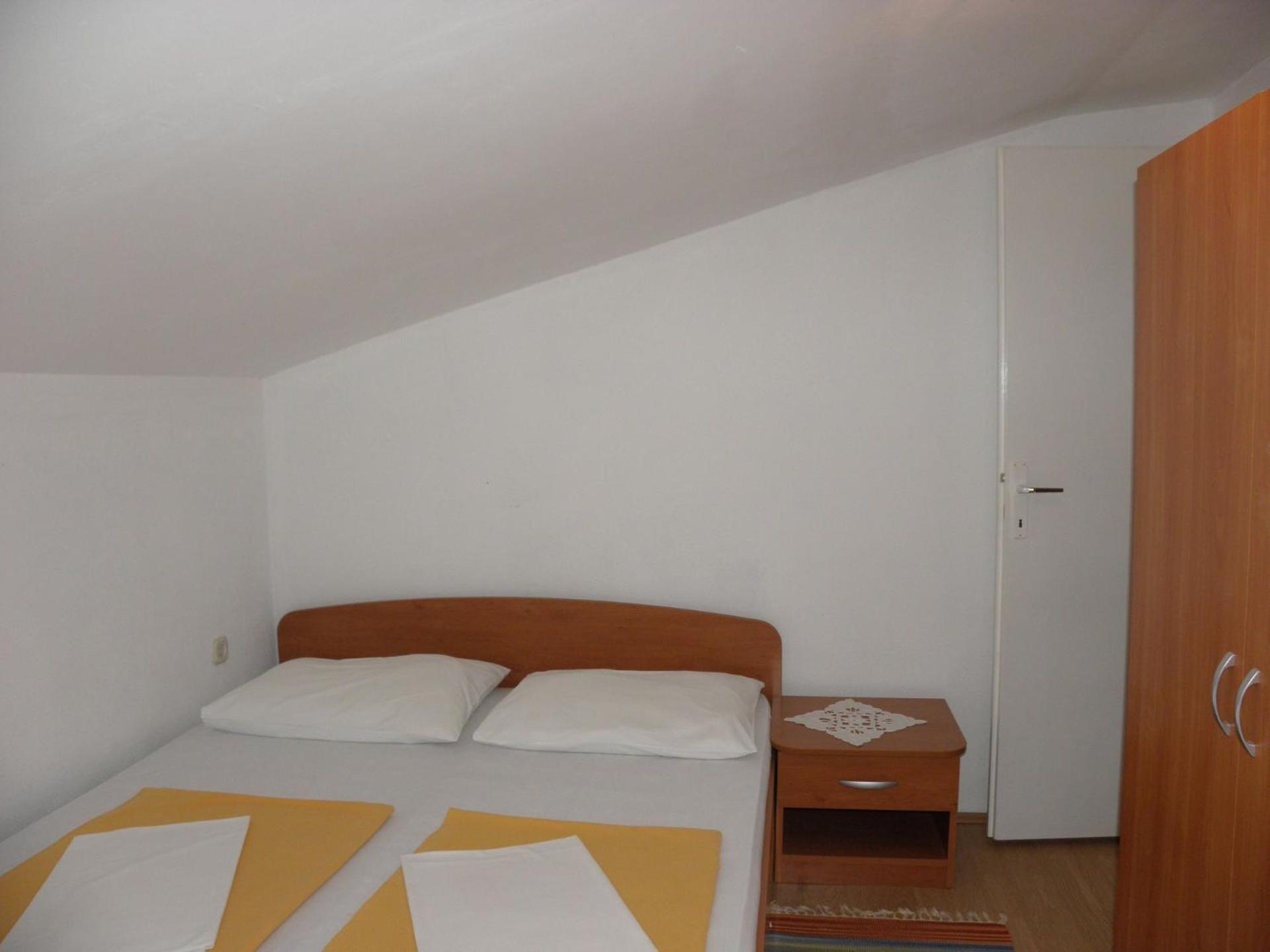 Apartments Zvone - 100 M From Sea ビビニェ エクステリア 写真